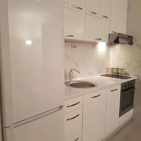 شقة ​​apartment *