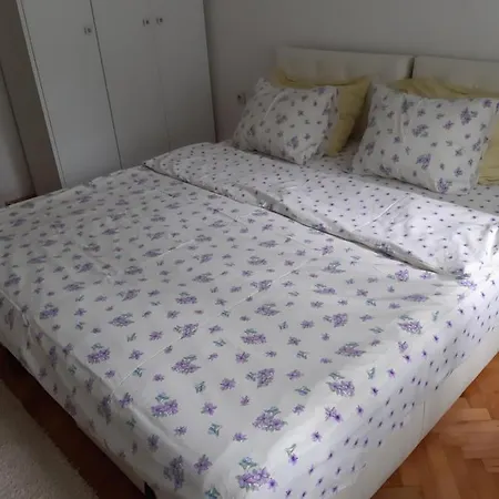 ​​apartment Appartement *